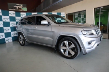2016 Jeep Grand Cherokee 3.6 (Mark II) Overland  - ABS, AIRCON, CLIMATE CONTROL, ELECTRIC WINDOWS, LEATHER SEATS, PARK DISTANCE CONTROL, REVERSE CAMERA, SAT NAV, TOWBAR, XENON LIGHTS, SUNROOF, AIRBAGS, ALARM, CRUISE CONTROL, FULL-SERVICE RECORD, HEATED SETAS, RADIO, BLUETOOTH, USB, AUX, CD, SPARE KEYS. Finance available, trade-ins welcome, Rental, T&C'S apply!!!